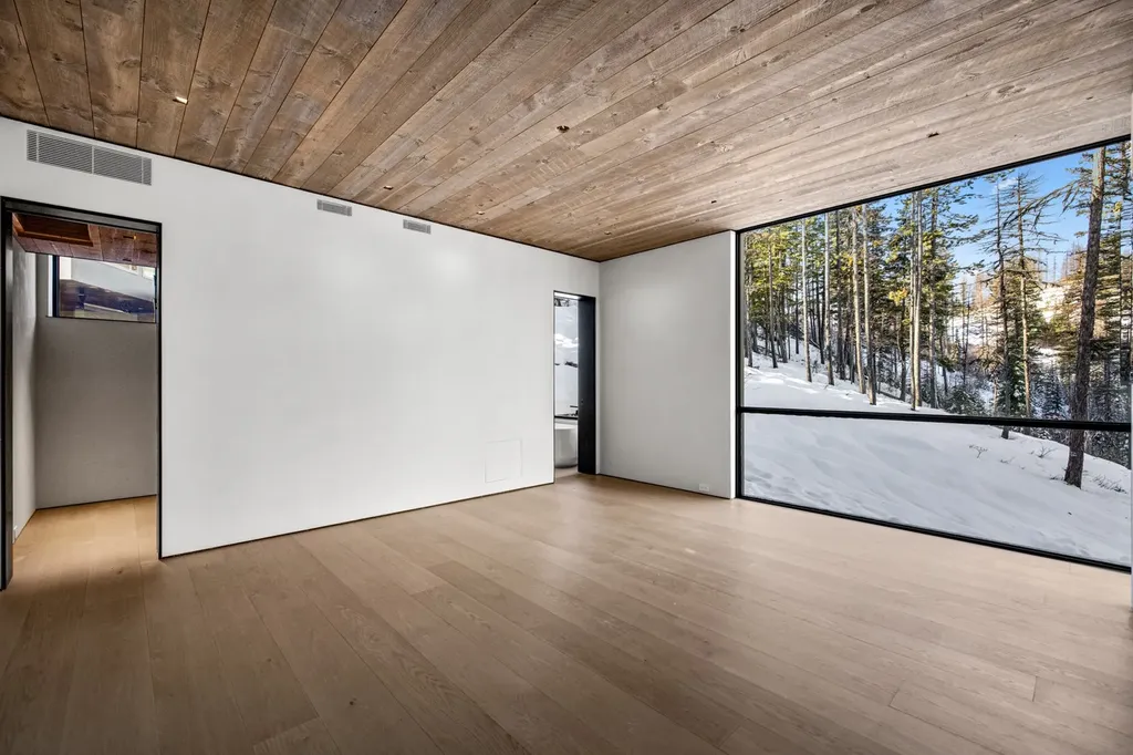 1059 Elk Camp Loop Whitefish MT 59937