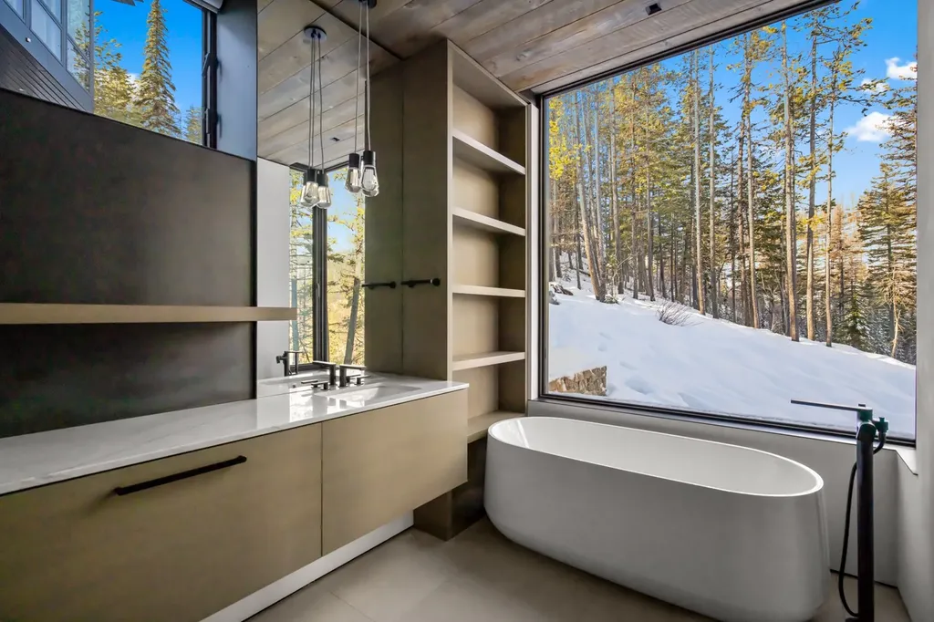 1059 Elk Camp Loop Whitefish MT 59937