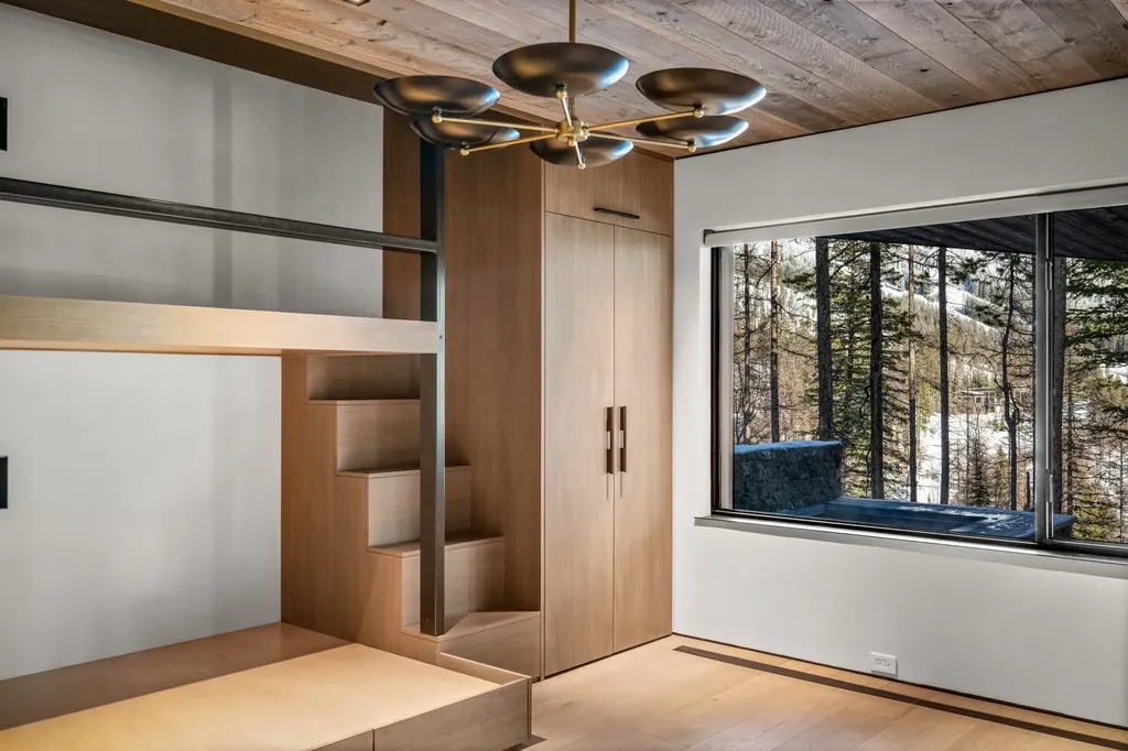1059 Elk Camp Loop Whitefish MT 59937