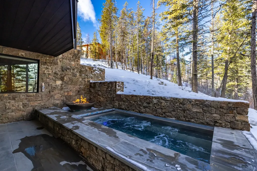 1059 Elk Camp Loop Whitefish MT 59937