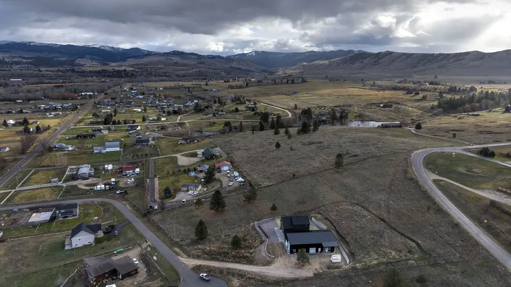 844 Cochise Way Hamilton MT 59840