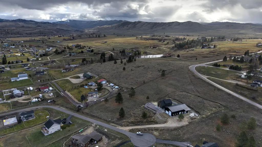 844 Cochise Way Hamilton MT 59840