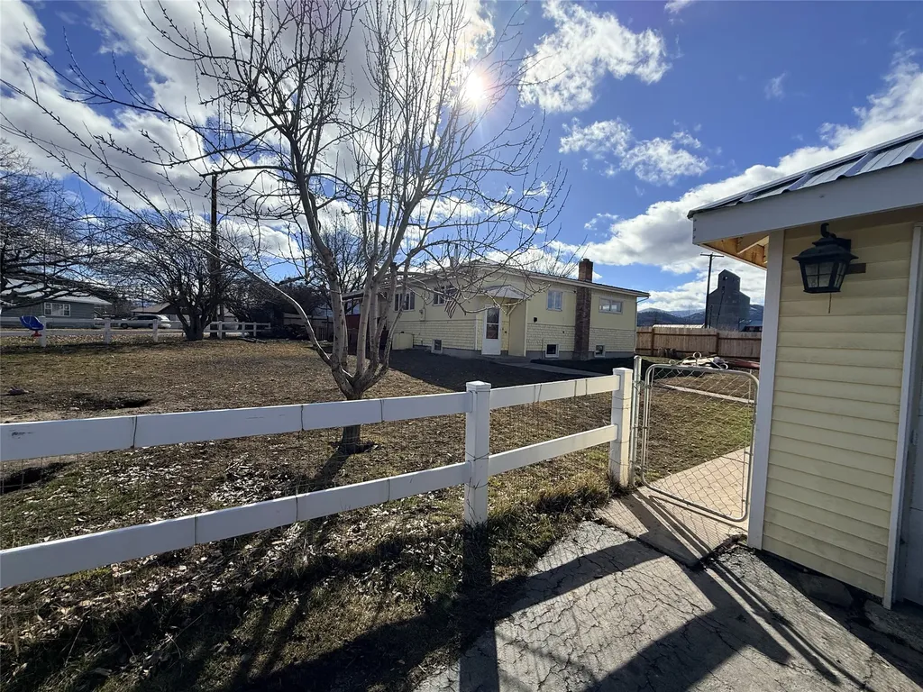 303 Rittenour Street Plains MT 59859
