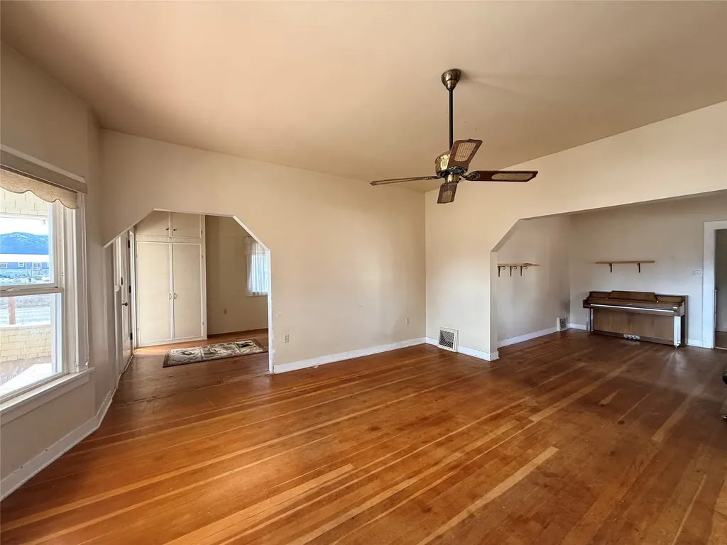 303 Rittenour Street Plains MT 59859
