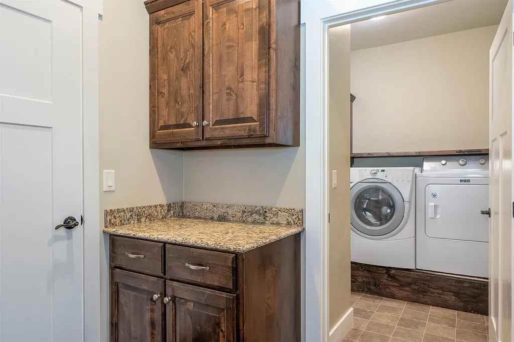 170 Lazy Creek Way Kalispell MT 59901