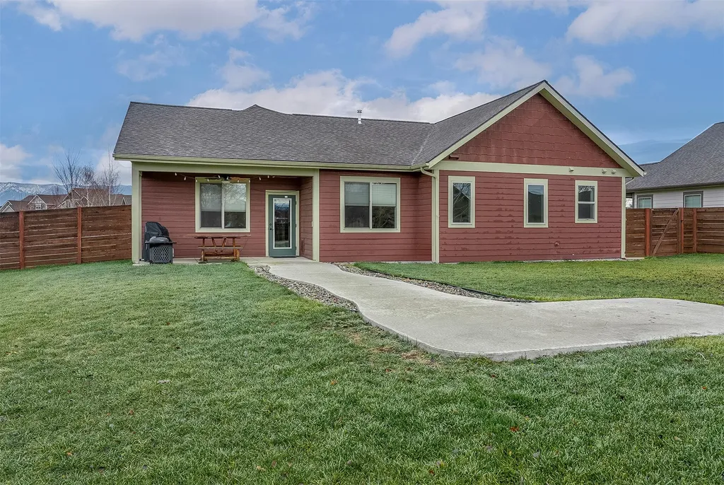 170 Lazy Creek Way Kalispell MT 59901