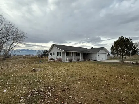 713 Saras Place Corvallis MT 59828