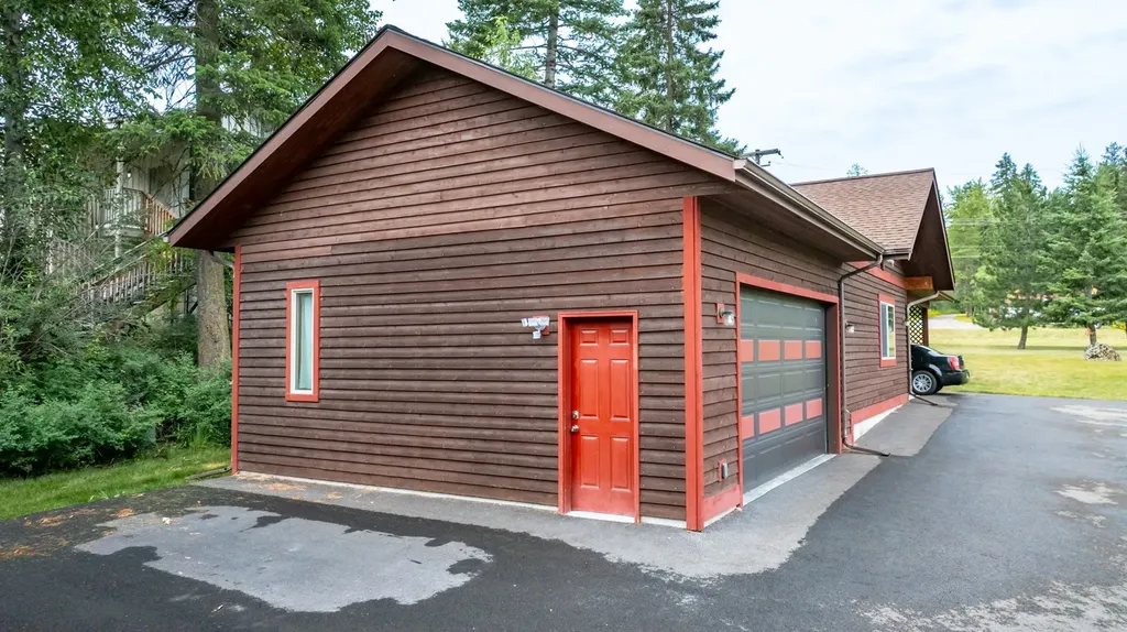 5879 Us Hwy 93 S Whitefish MT 59937