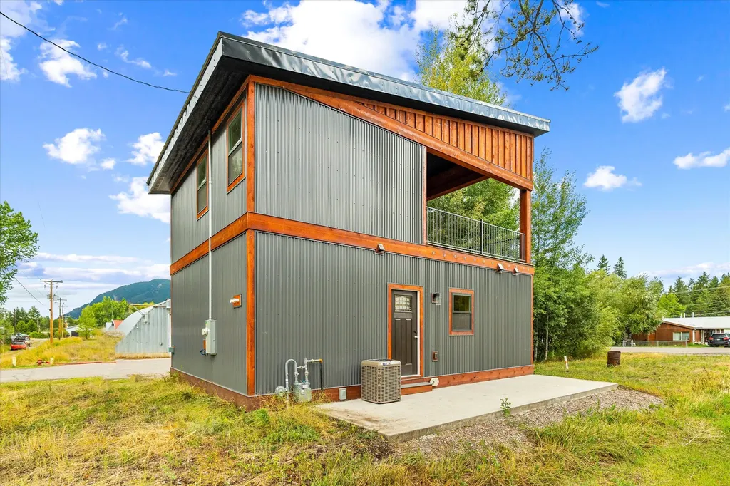 406 Central Avenue Martin City MT 59926