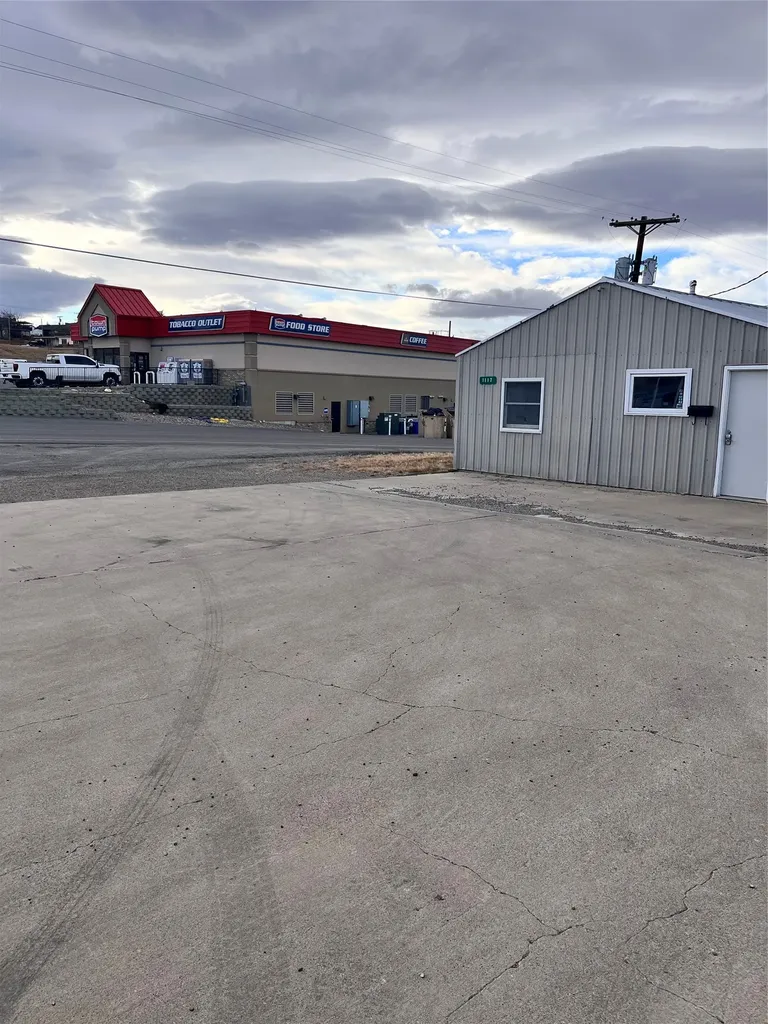 1117 E Railroad Street Cut Bank MT 59427