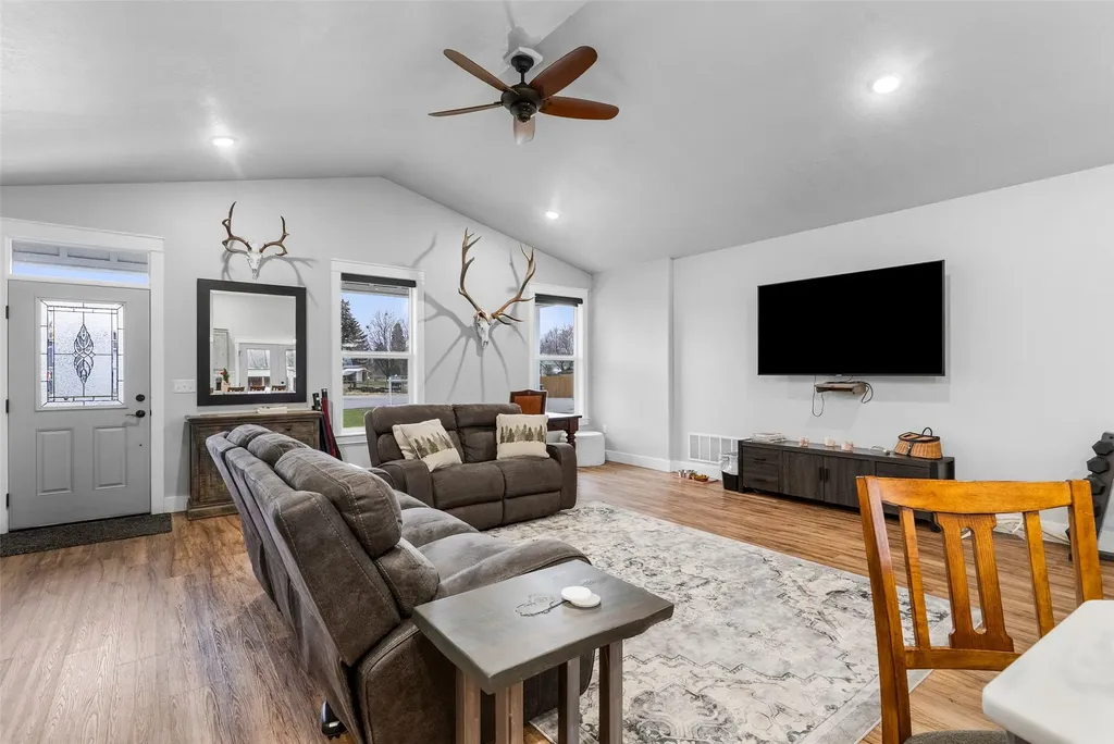 324 Doran Lane Hamilton MT 59840