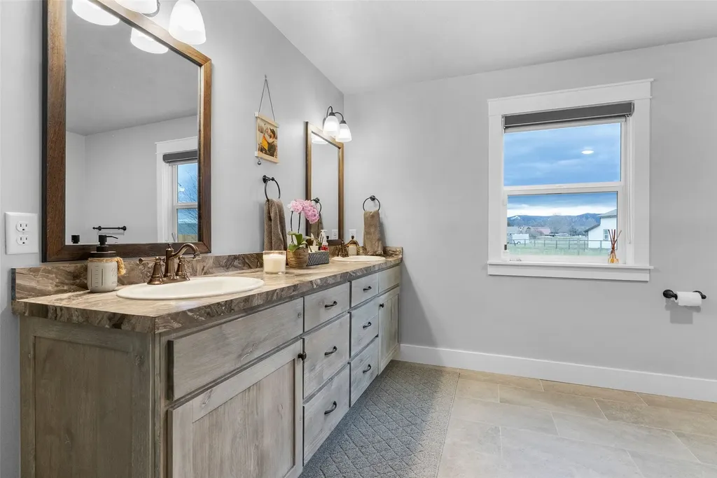 324 Doran Lane Hamilton MT 59840