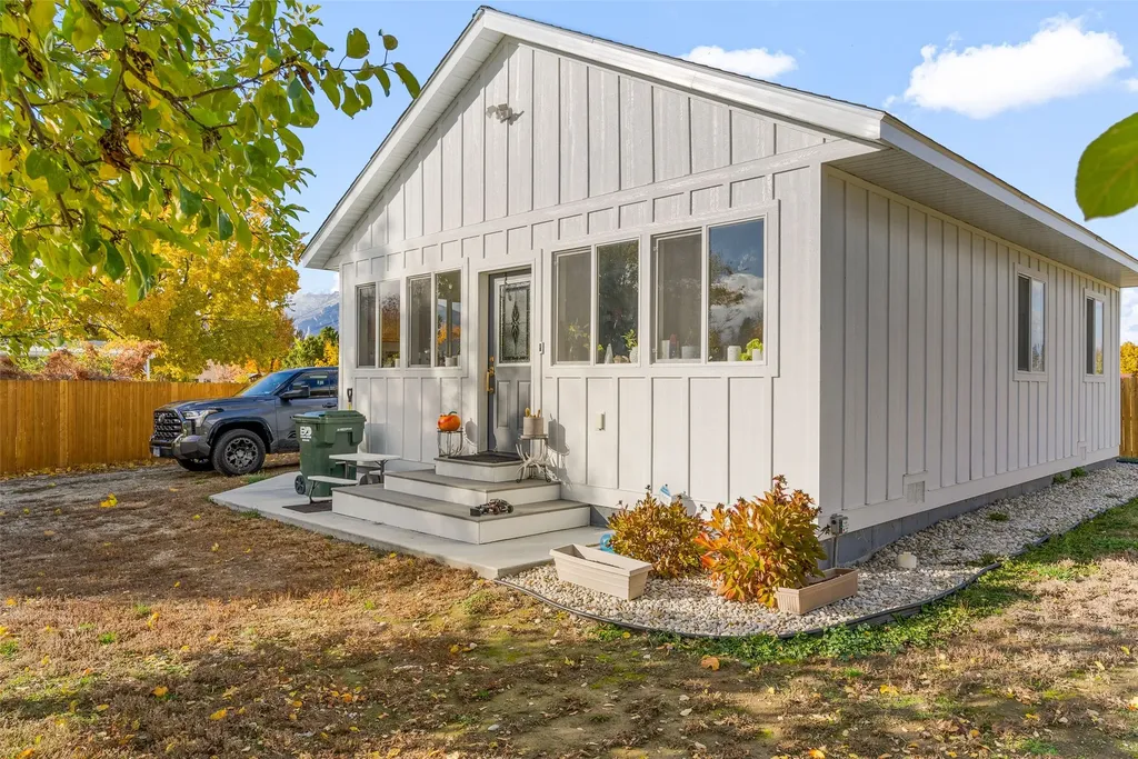 324 Doran Lane Hamilton MT 59840