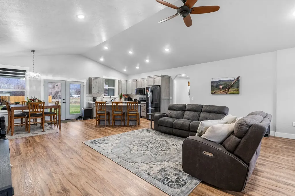 324 Doran Lane Hamilton MT 59840