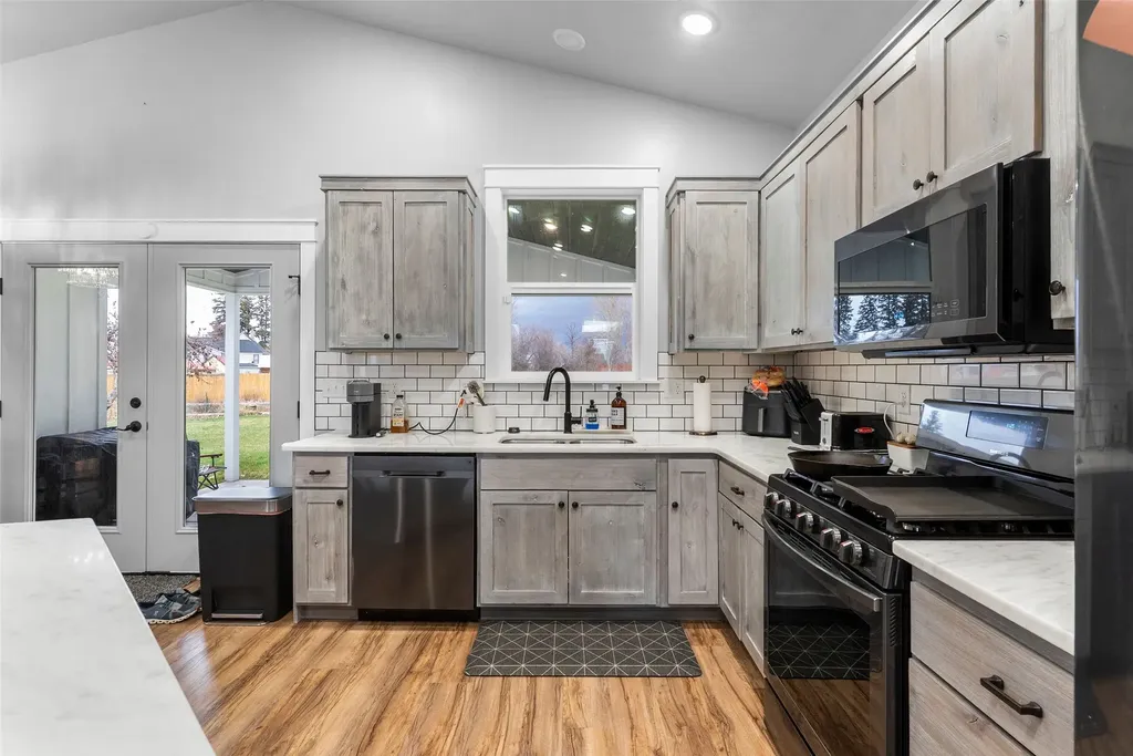 324 Doran Lane Hamilton MT 59840