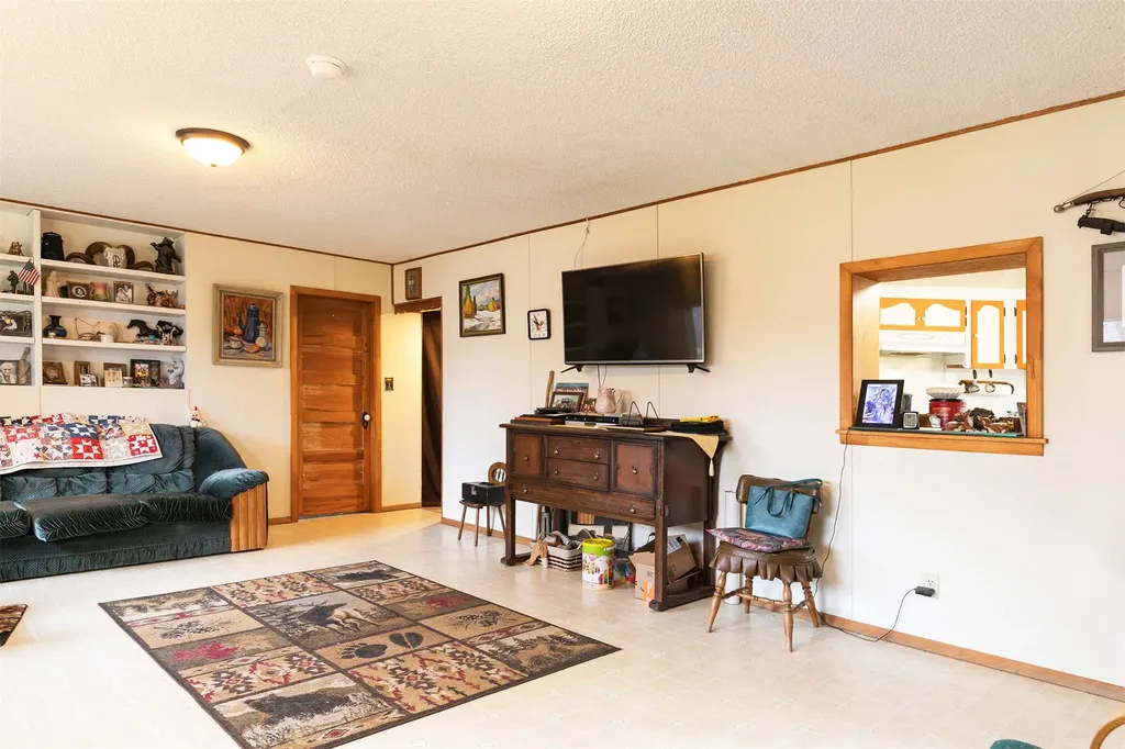 143 Joe Abbey Lane Darby MT 59829