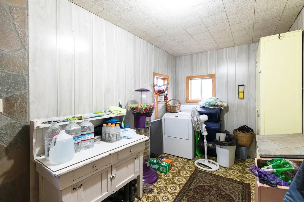 143 Joe Abbey Lane Darby MT 59829