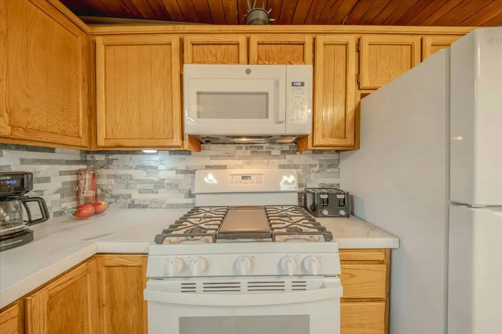 6470 Us Highway 93 S Eureka MT 59917