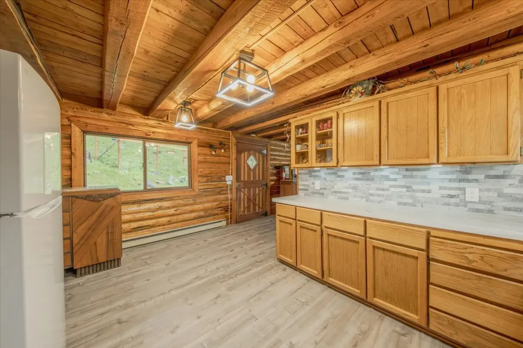 6470 Us Highway 93 S Eureka MT 59917