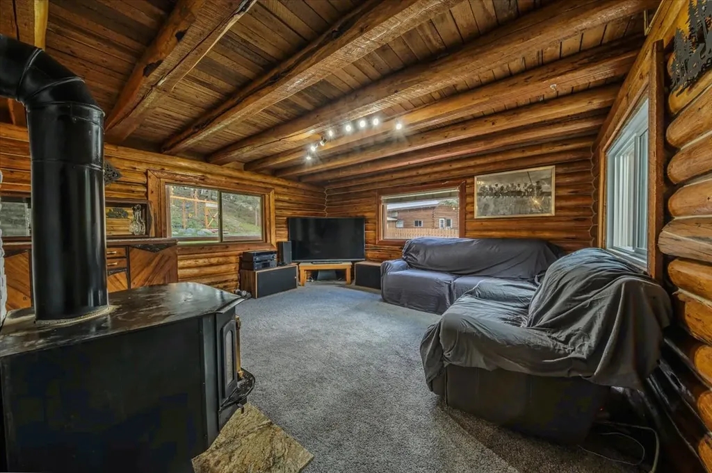 6470 Us Highway 93 S Eureka MT 59917