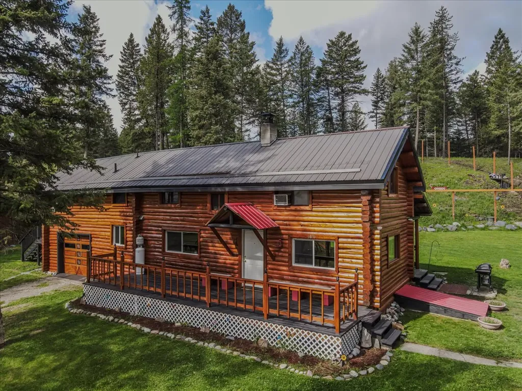 6470 Us Highway 93 S Eureka MT 59917