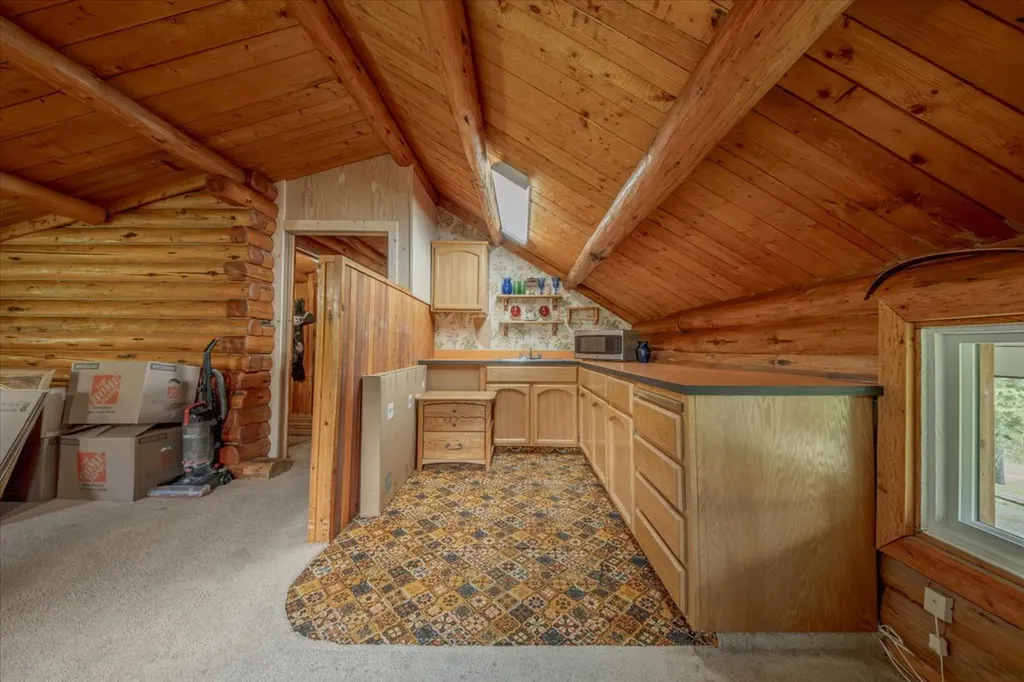 6470 Us Highway 93 S Eureka MT 59917