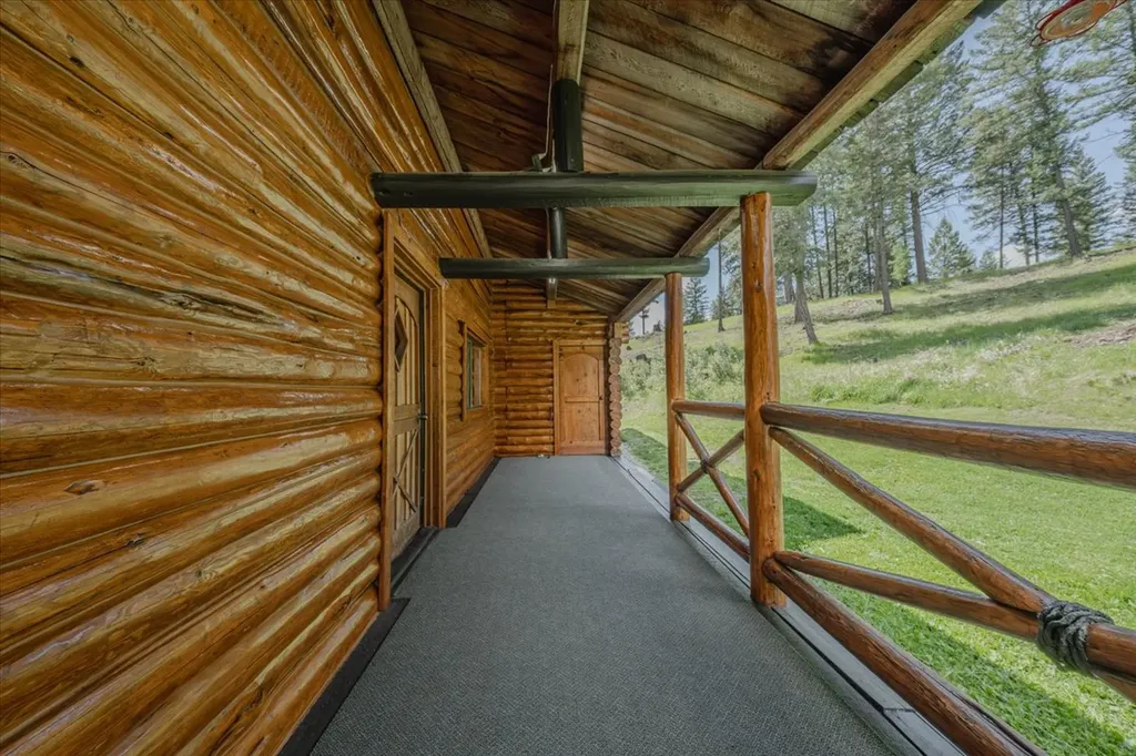6470 Us Highway 93 S Eureka MT 59917
