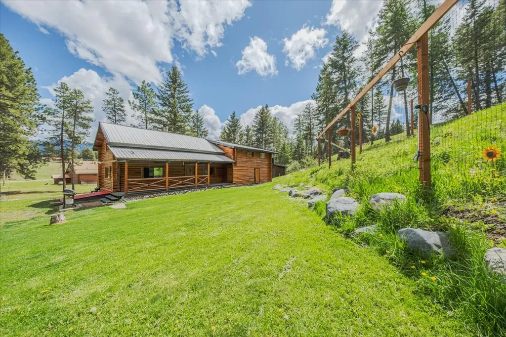 6470 Us Highway 93 S Eureka MT 59917