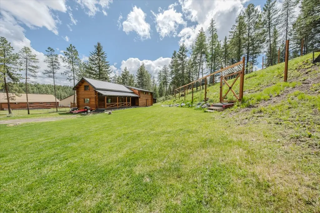 6470 Us Highway 93 S Eureka MT 59917