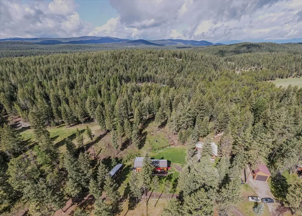 6470 Us Highway 93 S Eureka MT 59917