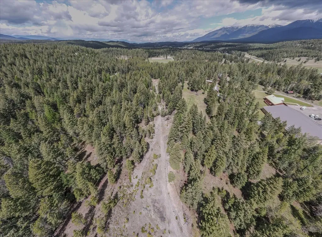 6470 Us Highway 93 S Eureka MT 59917