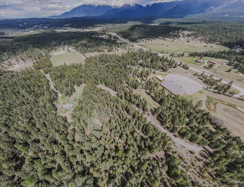 6470 Us Highway 93 S Eureka MT 59917