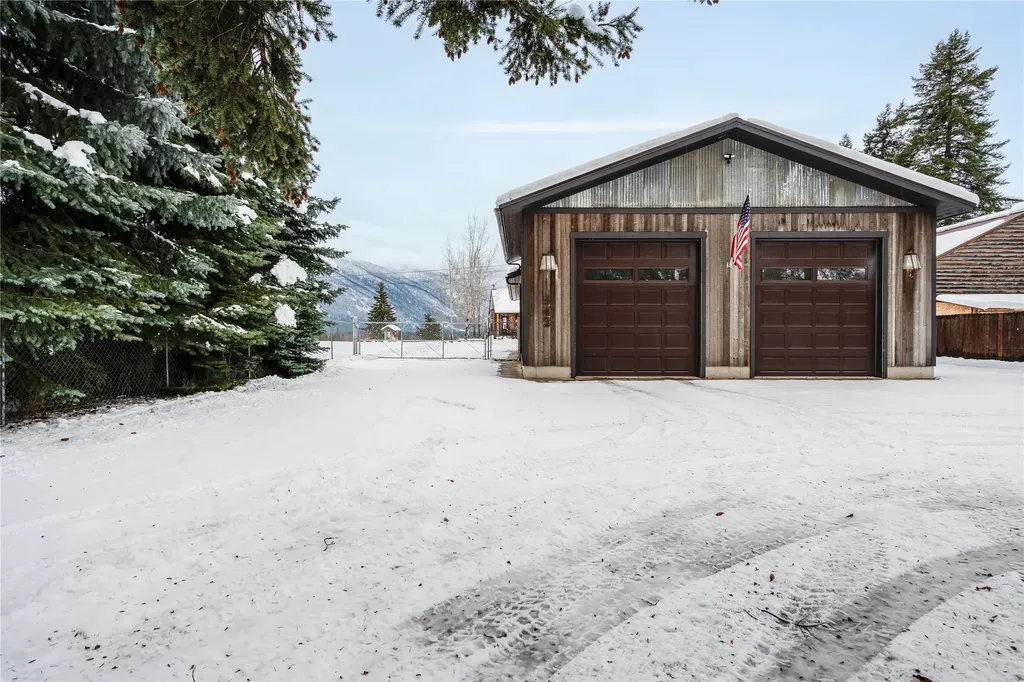 943 Frontage Road Columbia Falls MT 59912