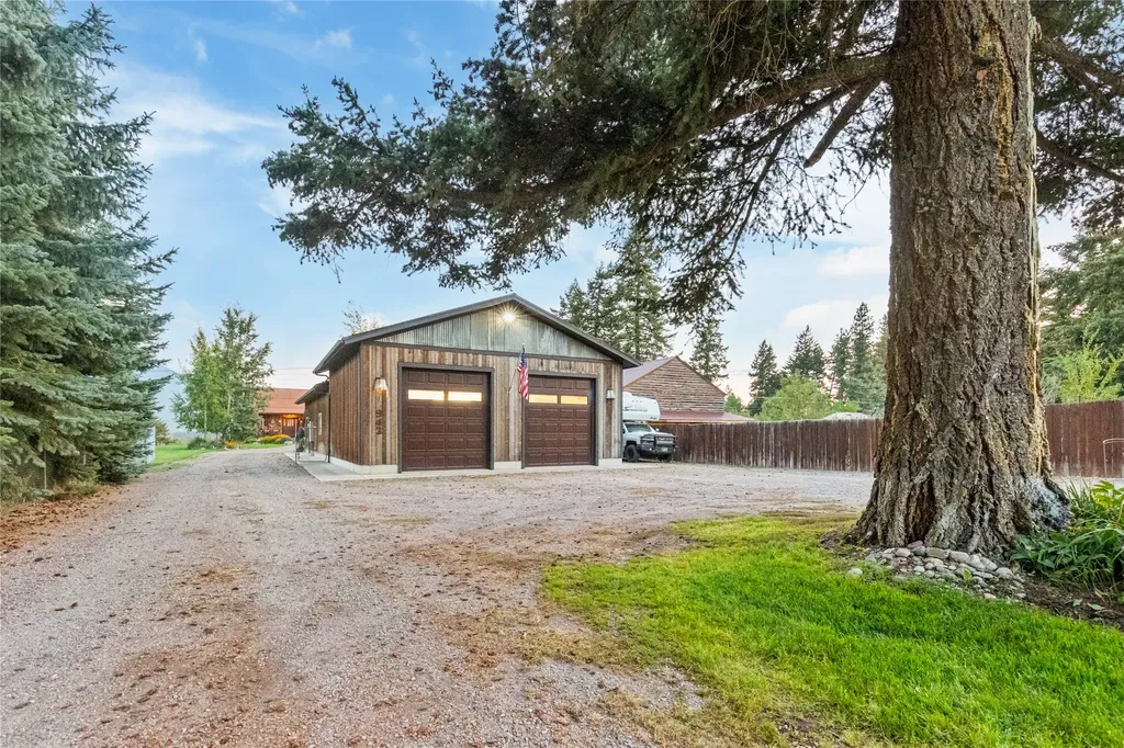 943 Frontage Road Columbia Falls MT 59912