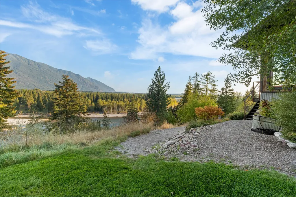 943 Frontage Road Columbia Falls MT 59912