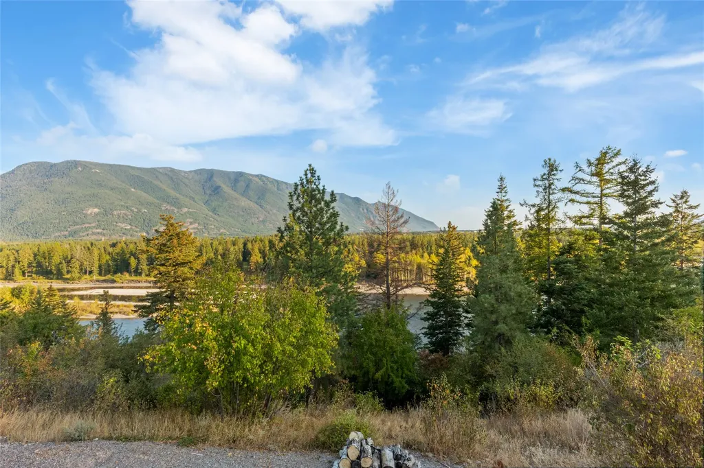 943 Frontage Road Columbia Falls MT 59912
