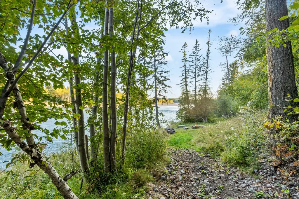 943 Frontage Road Columbia Falls MT 59912