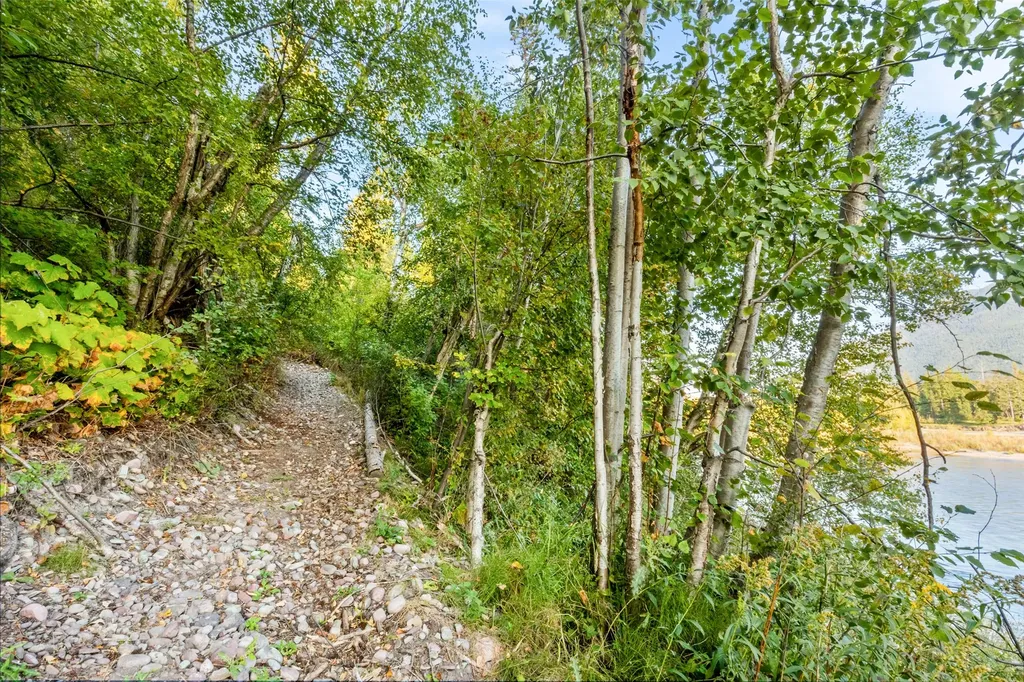 943 Frontage Road Columbia Falls MT 59912