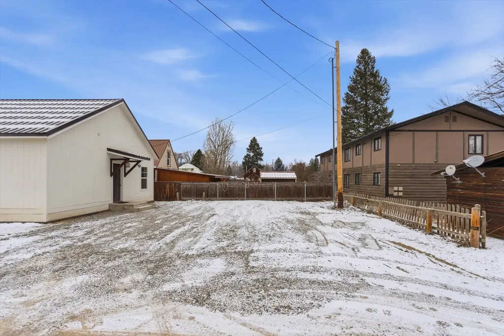 412 W 4th Street Libby MT 59923