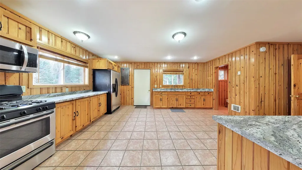 32 Whitepine Creek Road Trout Creek MT 59874