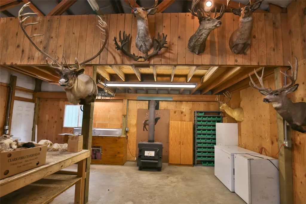 32 Whitepine Creek Road Trout Creek MT 59874