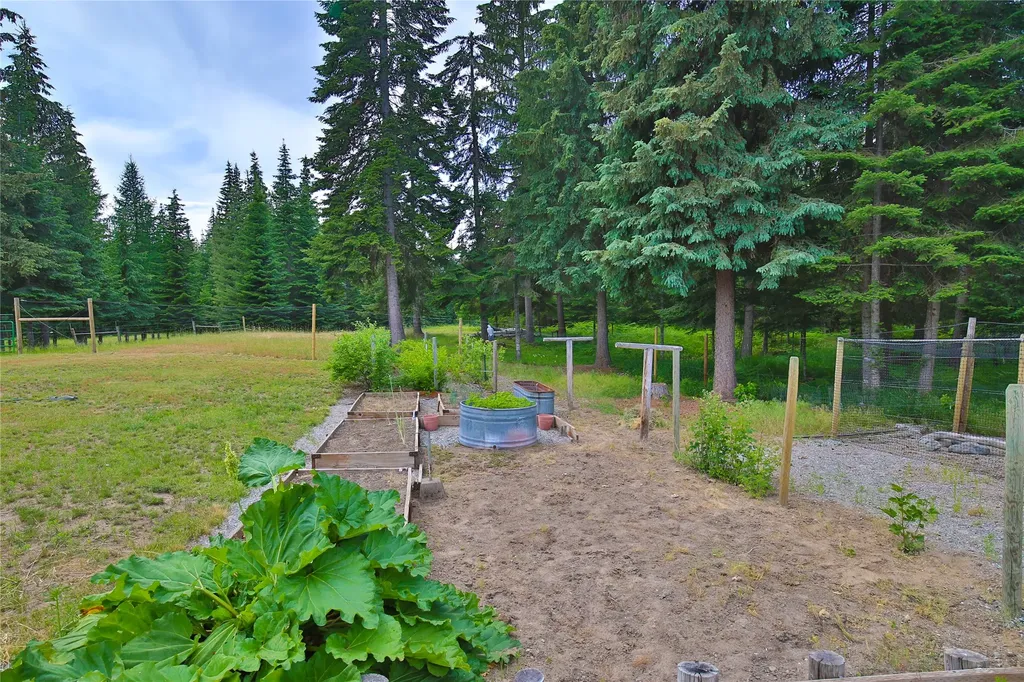 32 Whitepine Creek Road Trout Creek MT 59874