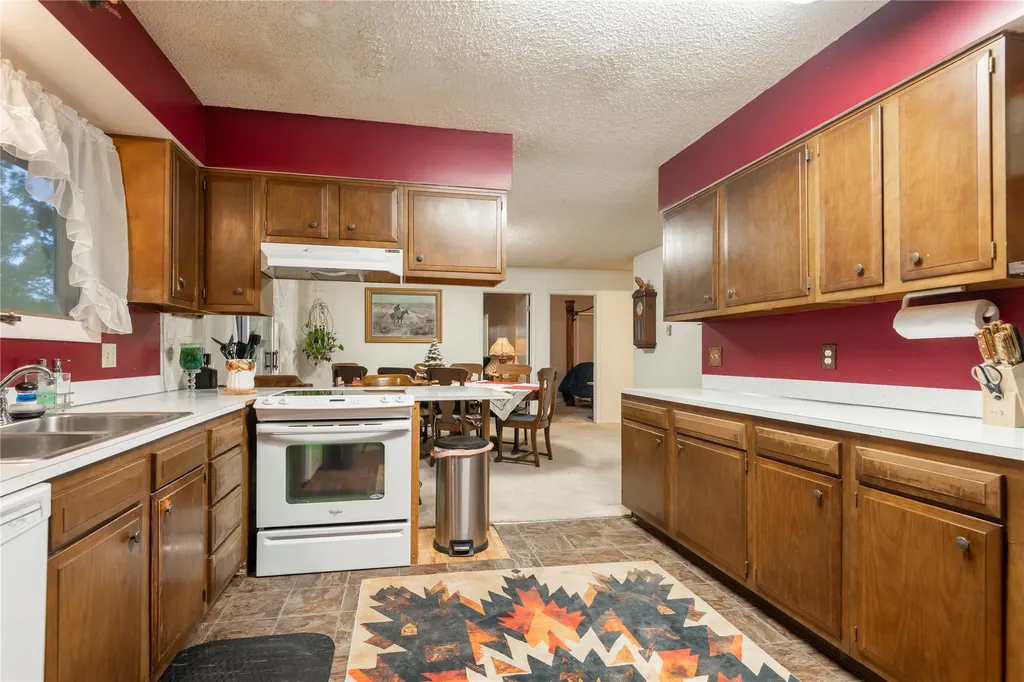 5755 Ogle View Road East Helena MT 59635