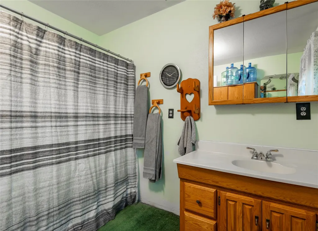 5755 Ogle View Road East Helena MT 59635