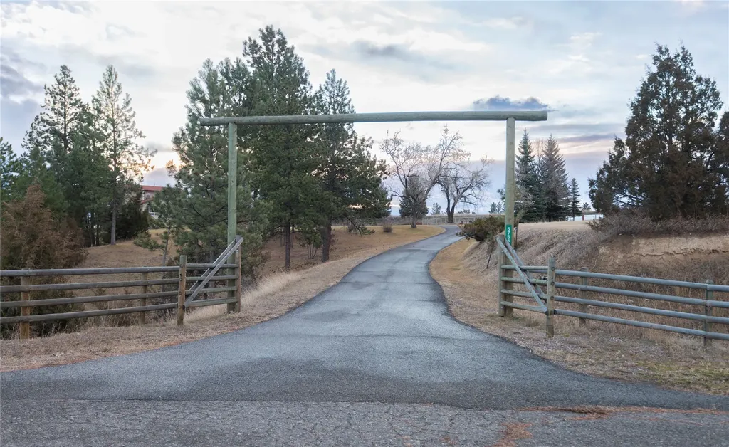 5755 Ogle View Road East Helena MT 59635