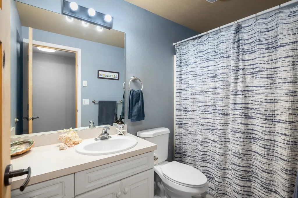 254 Caroline Point Road Lakeside MT 59922