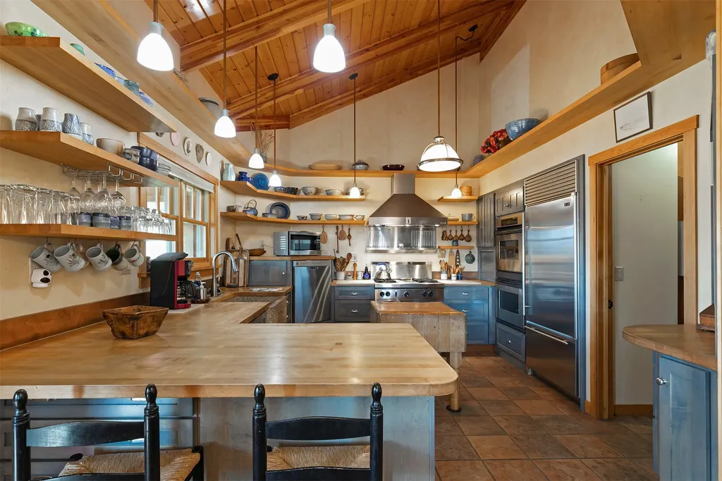 8976 Phantom Spring Lane Canyon Creek MT 59633