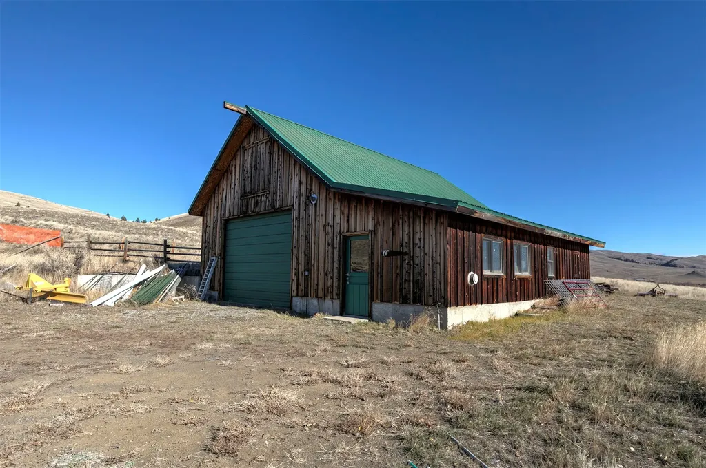 8976 Phantom Spring Lane Canyon Creek MT 59633