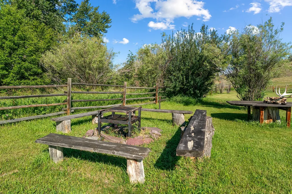 8976 Phantom Spring Lane Canyon Creek MT 59633