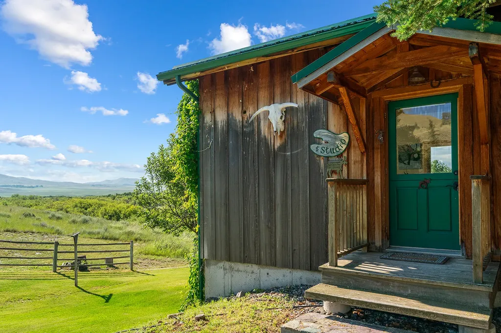 8976 Phantom Spring Lane Canyon Creek MT 59633